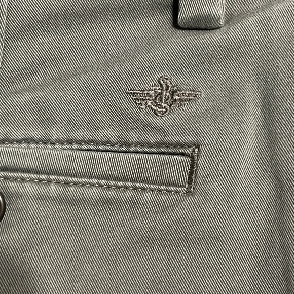 Men’s Dockers 34 x 32 pants. Worn but in great condition. - Picture 2 of 4